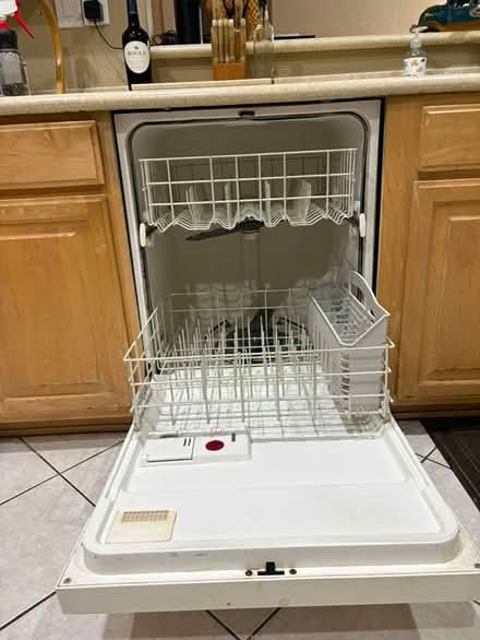 Photo of free Maytag dishwasher (Northern & 16th St.) #2