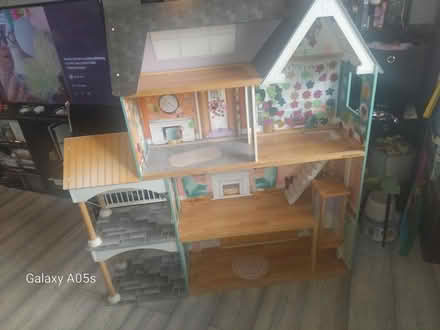 Photo of free Dolls house (TQ2) #1