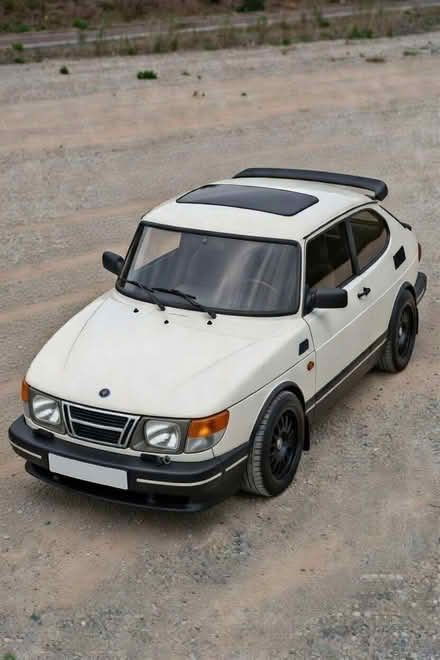 Photo of cheap car with an MOT can make a small donation (Beeston LS11) #1