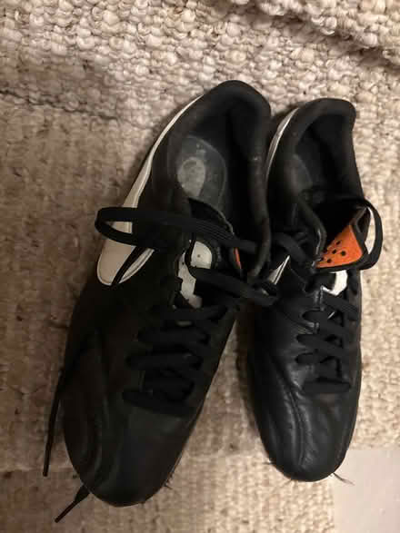 Photo of free Nike soccer shoes size 5 1/2 (L5L 5P5) #1