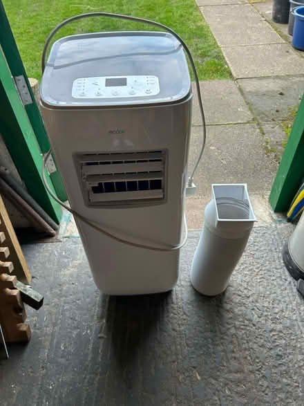 Photo of free Air con unit (Hitchin SG4) #1