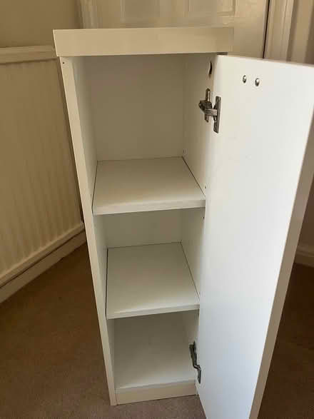 Photo of free Small freestanding bathroom storage (Reigate RH2) #2