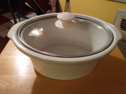 Photo of free Glass Casserole with lid (NE Seattle/Ravenna/UD) #1