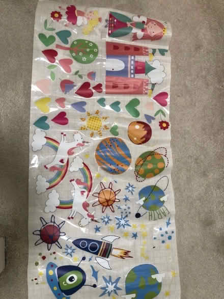 Photo of free Kids wall stickers (Whitehill SG4) #1