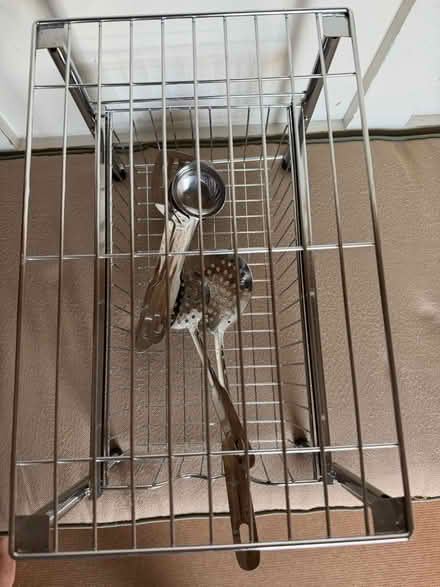 Photo of free Kitchen organizer and utensils (Chesterbrook Rd & N Albemarle) #1