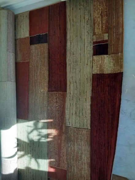 Photo of free Large rug 9ft x 6ft approx (Milton Ernest) #2