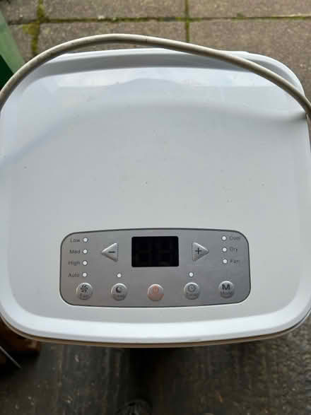 Photo of free Air con unit (Hitchin SG4) #2