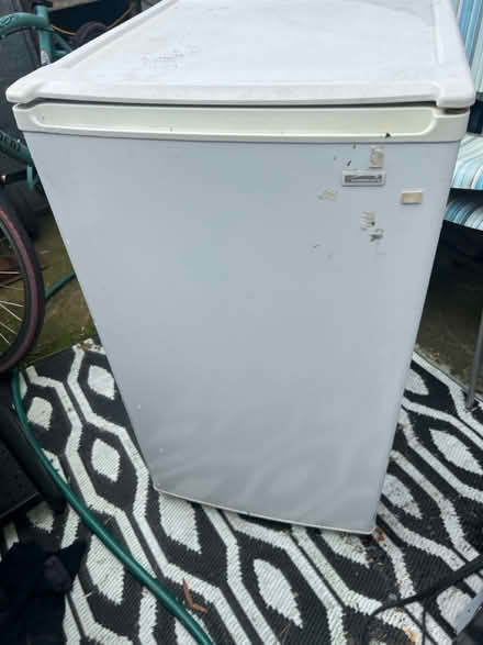 Photo of free Mini fridge works well (Near Daly City BART) #3
