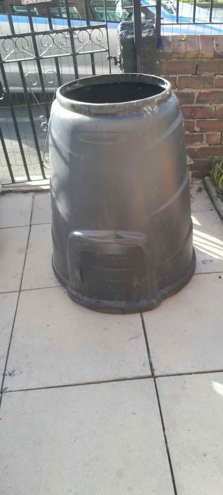 Photo of free Compost BIn (Rodley LS13) #1