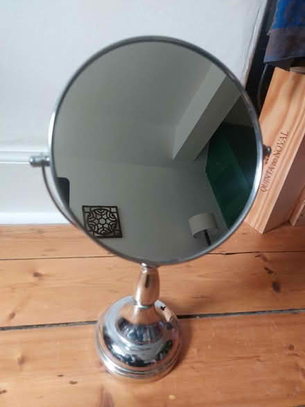 Photo of free Magnifying mirror (Meadowbank, EH8) #1