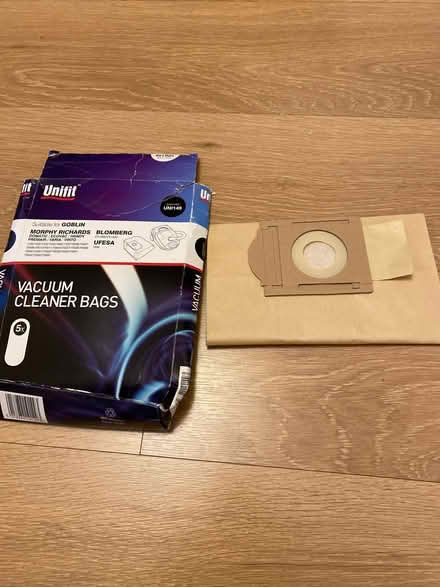 Photo of free Vacuum bag (Carpenders park WD19) #1