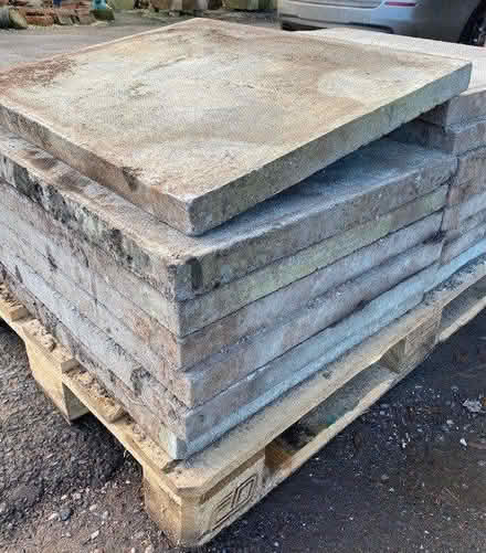 Photo of Surplus/Used Paving Slabs (Moorlands LA1) #1