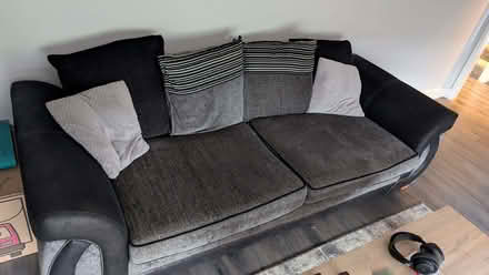 Photo of free Sofa (Pin Green SG1) #3