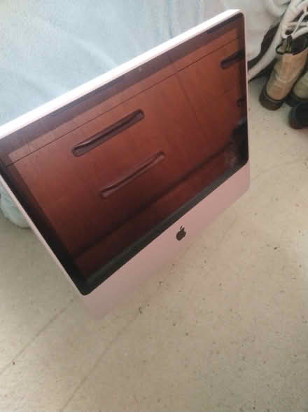 Photo of free iMac (Lower Clapton E5) #1