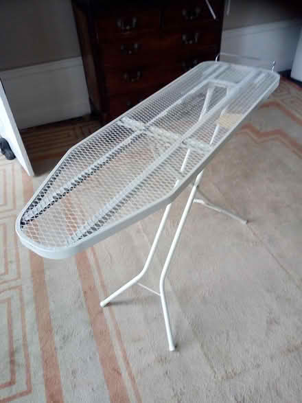 Photo of free Ironing board (Highbury N5) #1