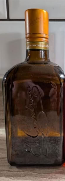 Photo of free 2 empty 0.50L coloured bottles (Abingdon, OX14) #2