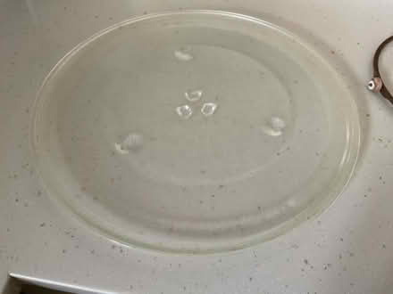 Photo of free Microwave turntable and roller ring (Churchgate EN8) #2