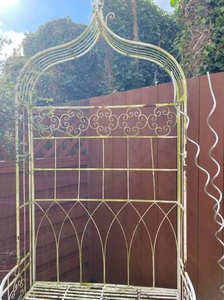 Photo of free Garden seat and arch (York YO23) #1