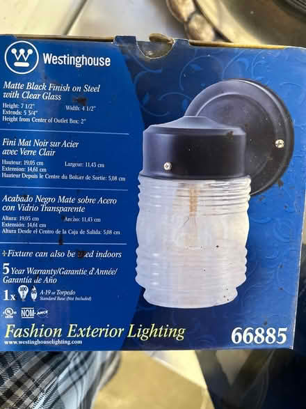 Photo of free Light fixtures (Ashby) #1