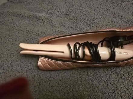 Photo of free Remmington twist hair curler (Nutgrove WA9) #2