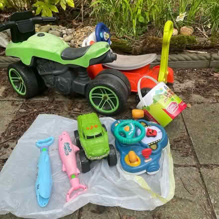 Photo of free Bundle of children’s toys (BH23) #1