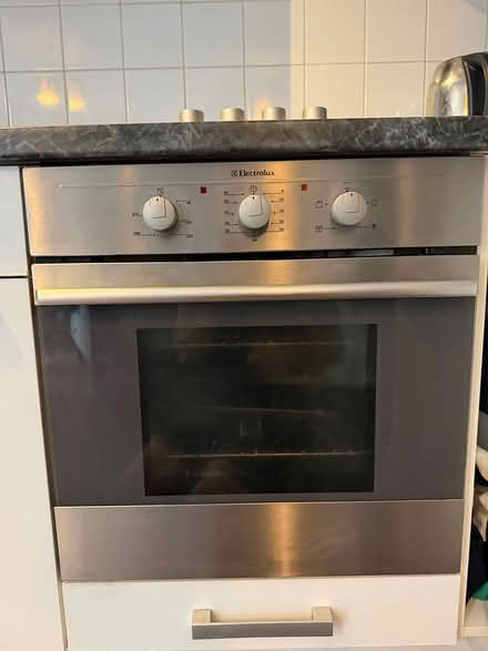 Photo of free Electrolux oven and hob (SE1 Albert Embankment) #2