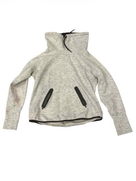 Photo of free Calvin Klein Performance Woman Top (Brooklyn Storage) #1