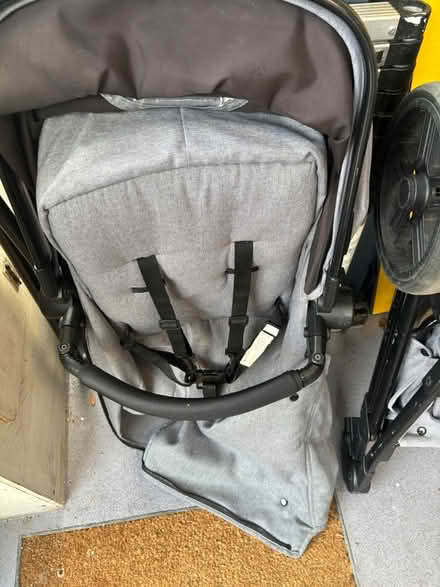 Photo of free Pickle bubba pram (W10 nottinghill) #1