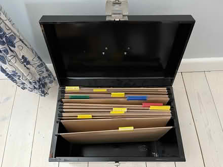 Photo of free metal A4 filing box (Poulner BH24) #3