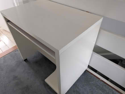 Photo of free Ikea desk (ME15 Loose) #3