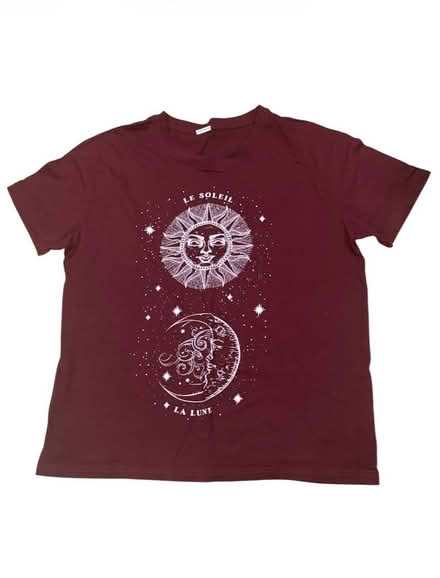 Photo of free Streetwear Society Woman’s Top (Brooklyn Storage) #1