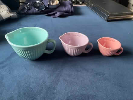 Photo of free 3 china measuring cups (Oxford OX2) #1
