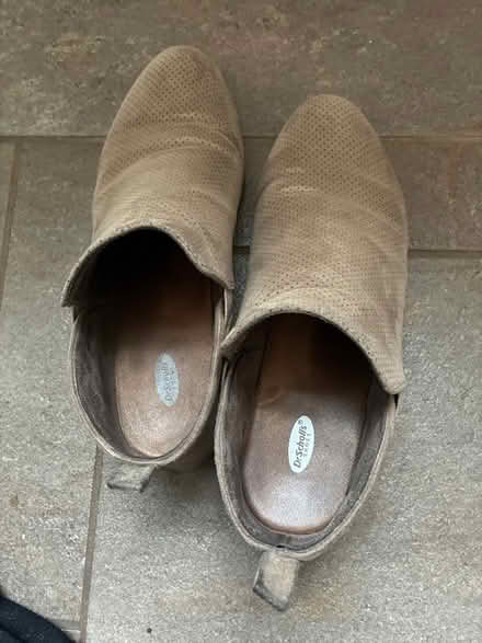 Photo of free Dr. Scholl’s size 8 booties (Near Friendship Heights metro) #1
