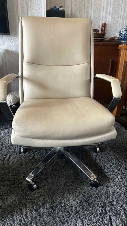 Photo of free Office Chair on wheels (Salvington BN14) #1