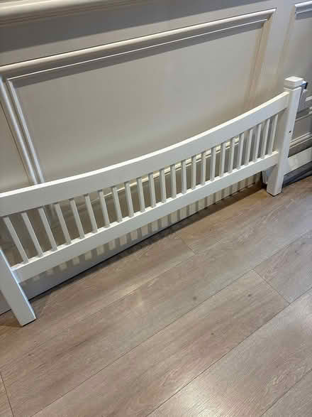 Photo of free 4foot 6 inches Double bed frame (D 15) #2