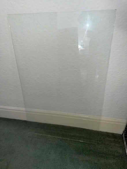 Photo of free Anti glare Poster Glass 2mm x 915mm x 590mm (Welling DA16) #1