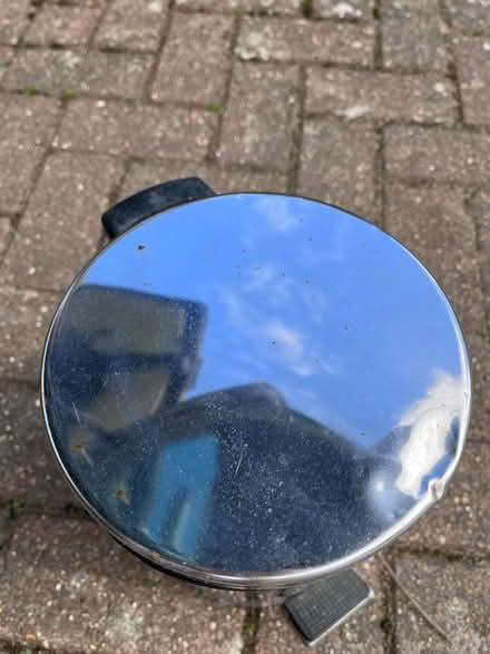 Photo of free Small pedal bin (Grafton area Cambridge CB1) #2