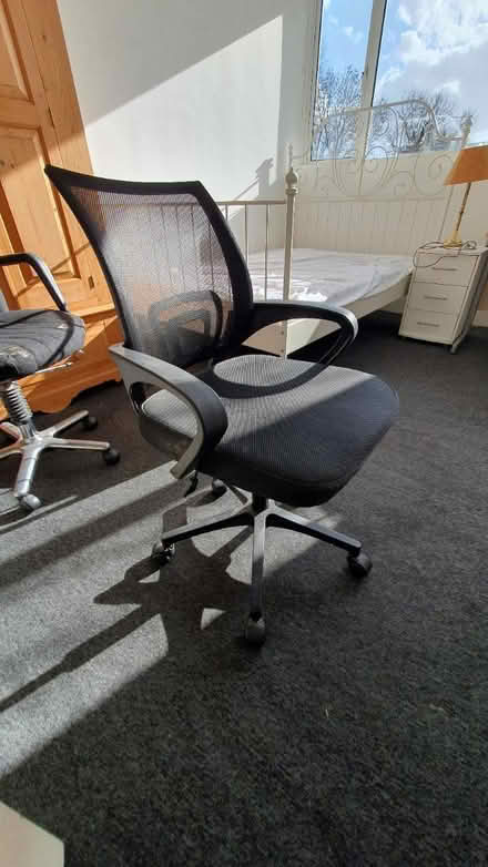 Photo of free Office Chairs (Roehampton) #1