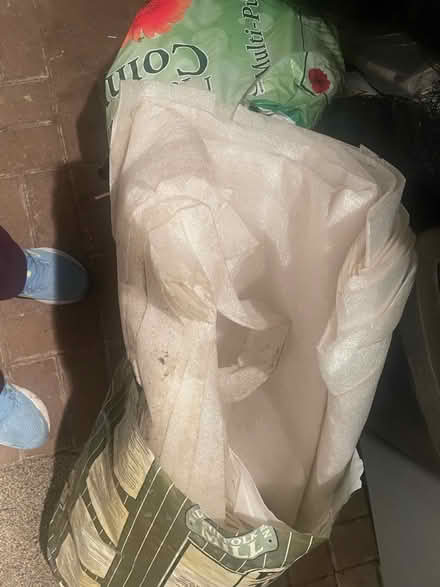 Photo of free Fruit netting, fleece and canes (IP9) #1