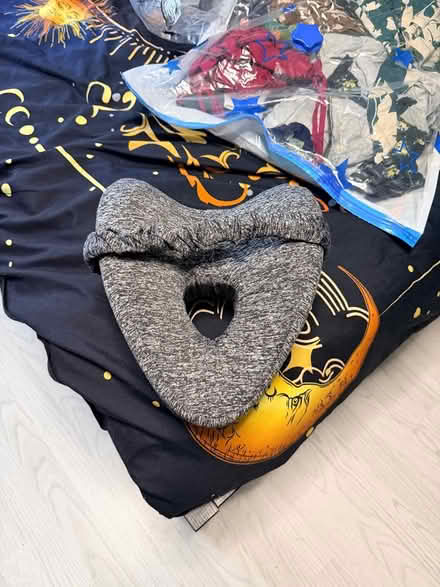 Photo of free Pregnancy and breastfeeding bits (Colliers wood CR4) #4