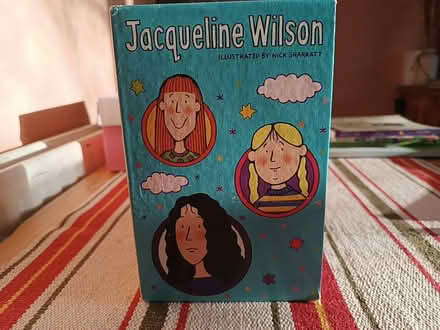 Photo of free Jacqueline Wilson book bundle (Hanwell W7) #3