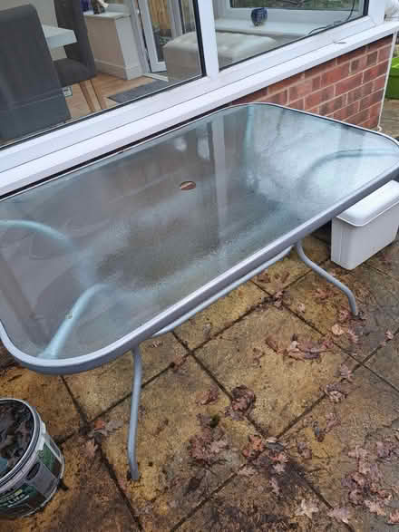 Photo of free Garden table (Farnborough GU14) #2