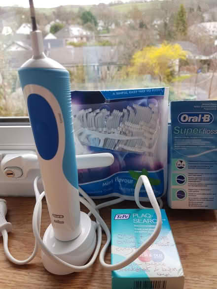 Photo of free Electric toothbrush & floss & disclosing tablets (Kendal LA9) #1