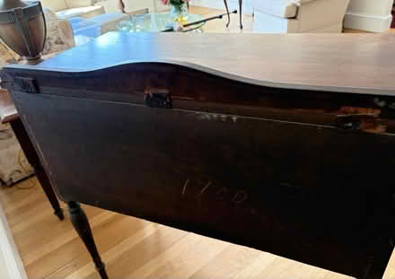 Photo of free Antique Commode/Washstand (19th C.) (Belmont, MA) #3