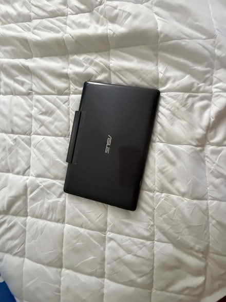Photo of free Acer Tablet (SE22) #2