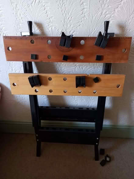 Photo of free work bench for woodworking (AB24) #1