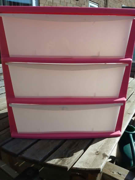 Photo of free Plastic chest of drawers (Great Cornard CO10) #1