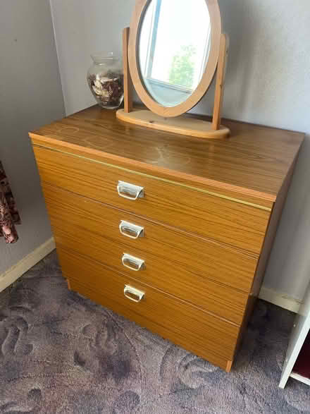 Photo of free Chest of drawers (Rose Hill OX4) #2