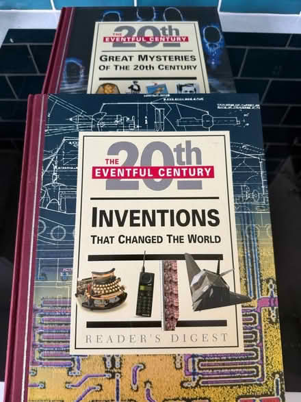 Photo of free Readers Digest Fact Books (Hatfield AL10) #2