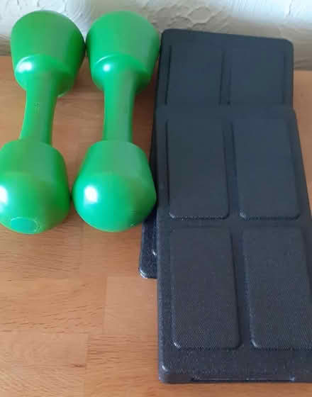 Photo of free Pair of 5lb weights and 2 wedges (Enfield EN2) #2
